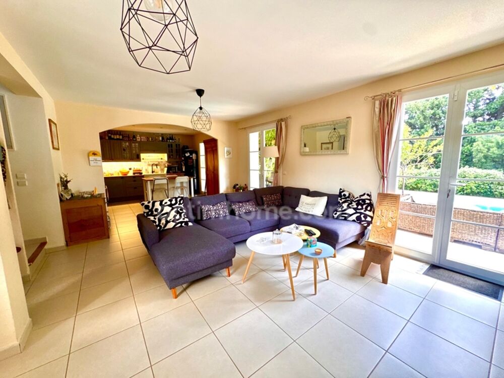 Vente Maison Charmante maison au calme, 4 chambres, piscine, 600 m2 de terrain Paradou
