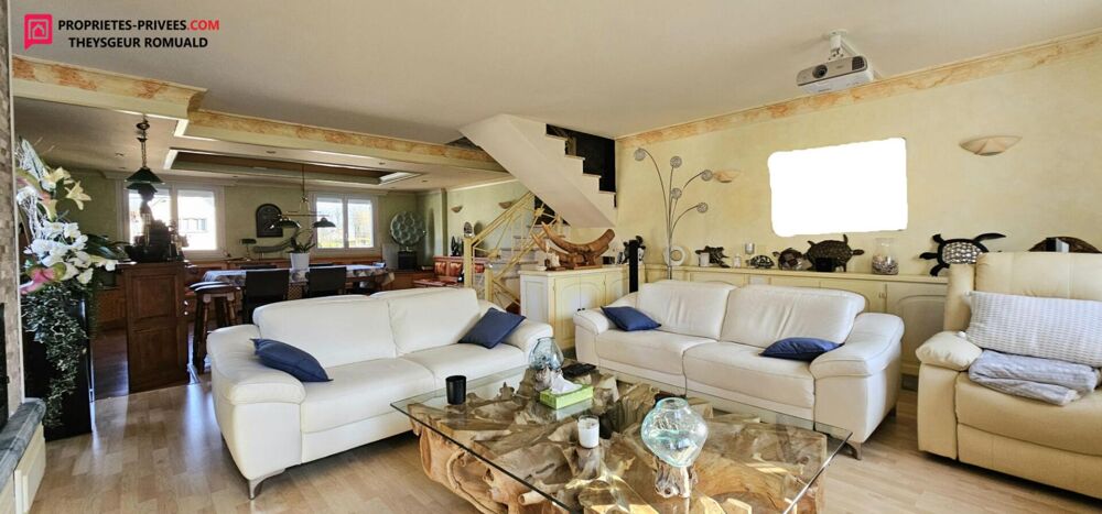 Maison Courtenay 9 pièce(s) 220 m2