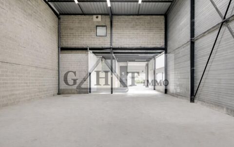   Entrepôt & bureaux 410 m² 