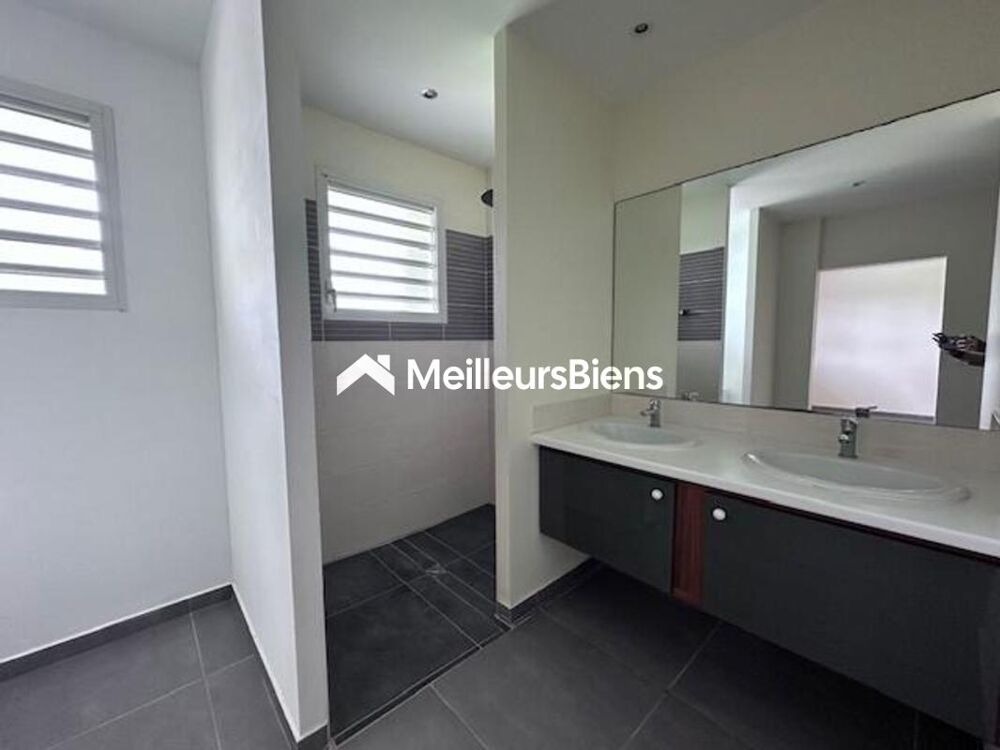 � vendre  Propri�t�/ch�teau Petit-Bourg (97170)