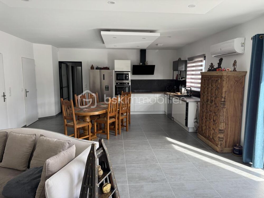 Vente Villa ** Villa contemporaine de 2025 – Plain-pied – Prestations de qualité – Exposition plein sud – Garage motorisé ** Lezignan corbieres