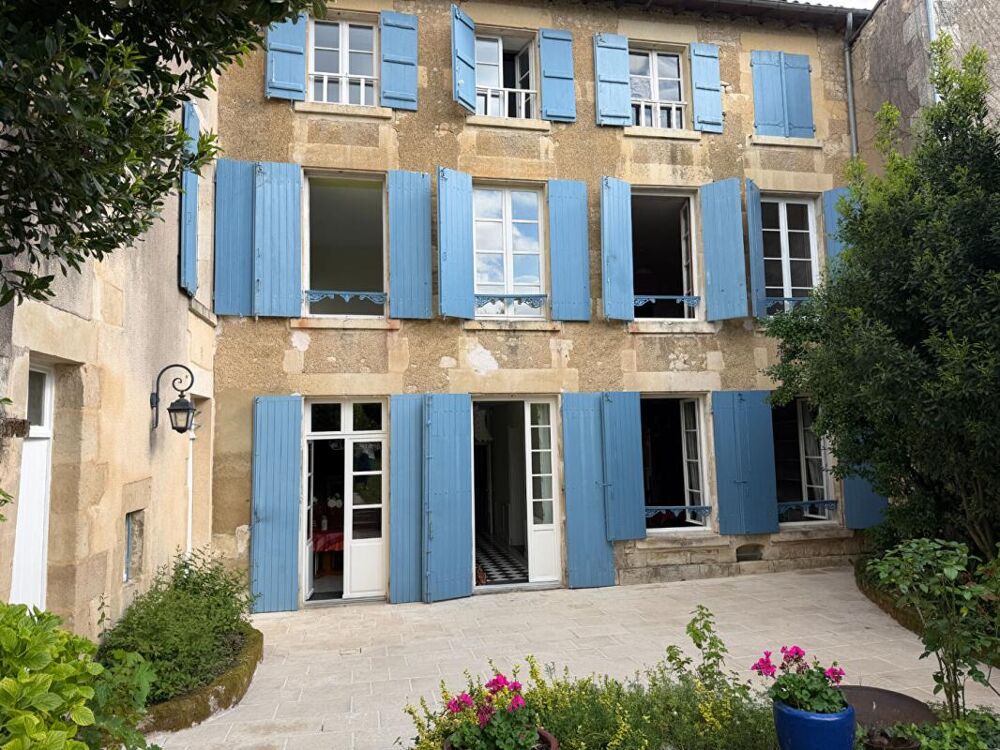 Vente Propriété/Château Demeure de prestige Saint Maixent L Ecole 11 pièce(s) 320m2 Saint maixent l ecole