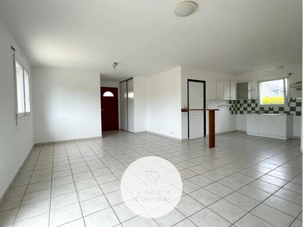 Vente Maison Maison familiale 3 chambres avec garage et jardin à Penguily Penguily