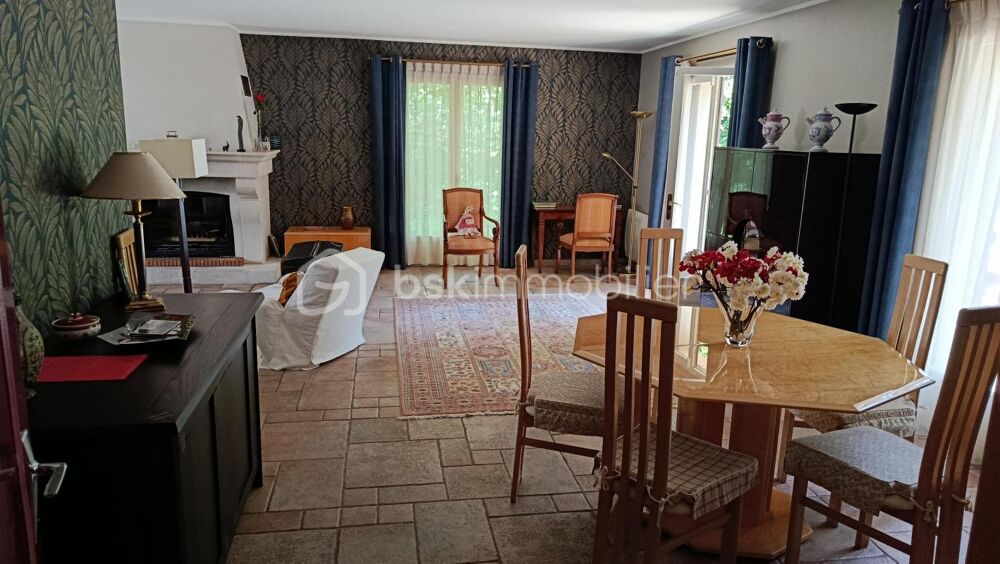 Maison traditionnelle dans un cadre privilégié