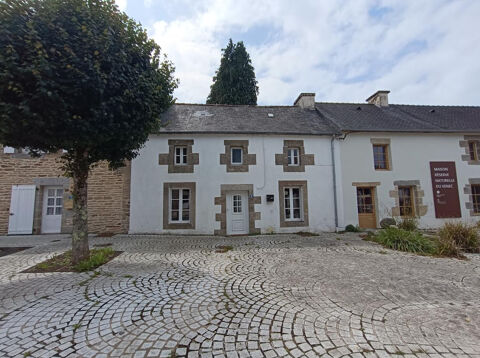   29690 Brennilis maison de bourg 2 chambres salon sjour cuisine amnage terrain 140 m Maison - 4 pice(s) - 54 m
