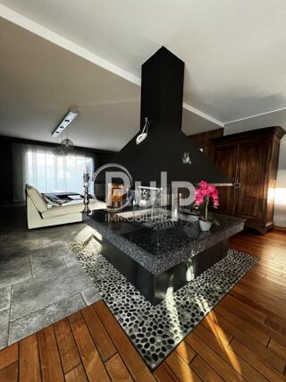  Maison � vendre 6 pi�ces 270 m�