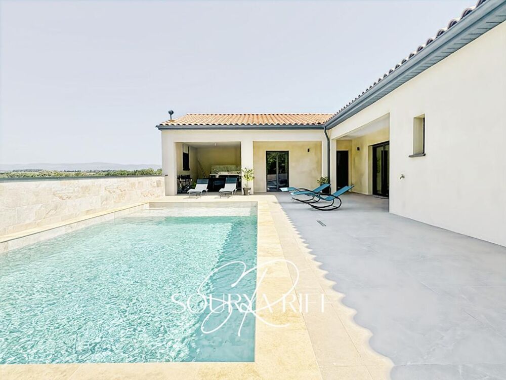 VILLA 4 CHAMBRES, CLIMATISATION, PISCINE, SOUS-SOL