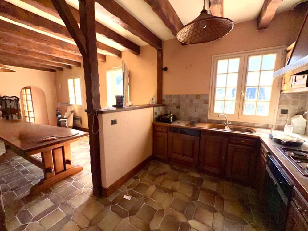 Vente Maison Maison à vendre 8 pièces PLOZEVET (29) Plozevet