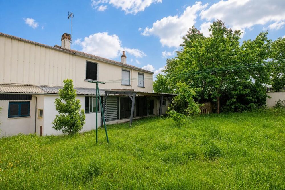 Maison 6 pièces avec grand garage - Louée