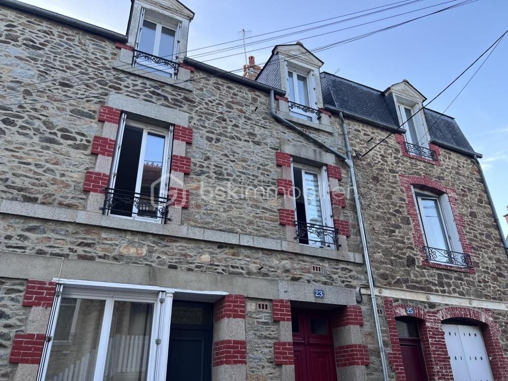 bel appartement situé dans un quartier calme et a proximité des commodités