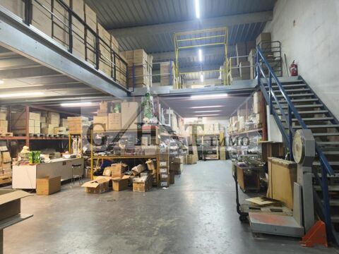 488 m&sup2; EXCLUSIVITE ENTREPOT BUREAUX A VENDRE A BOISSY SAINT LEGER 650000 94470 Boissy saint leger