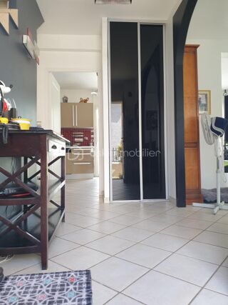  Maison  vendre 6 pices 130 m