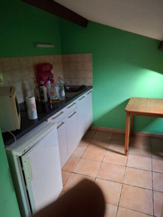  Appartement à louer 1 pièce 28 m²