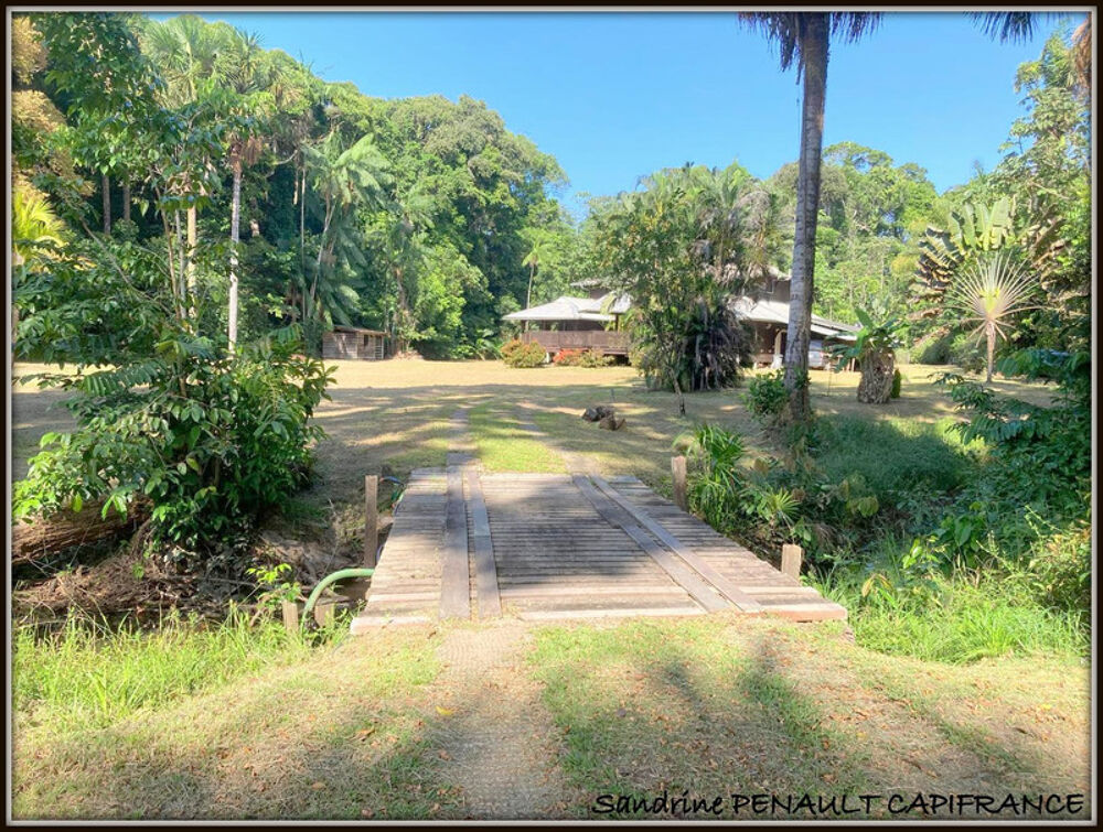 A VENDRE A MONTSINERY TONNEGRANDE (CARAPA) UNE MAGNIFIQUE PROPRIETE T6 DE 268 m² - TERRAIN 1 HECTARE - AU PRIX DE 392000 €