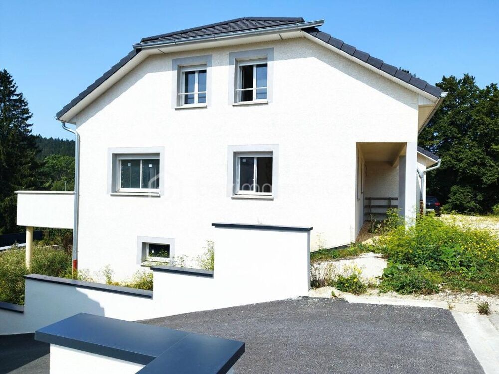Maison neuve à terminer  135 m² habitables + 113 m² de sous-sol  Quartier recherché des Marais