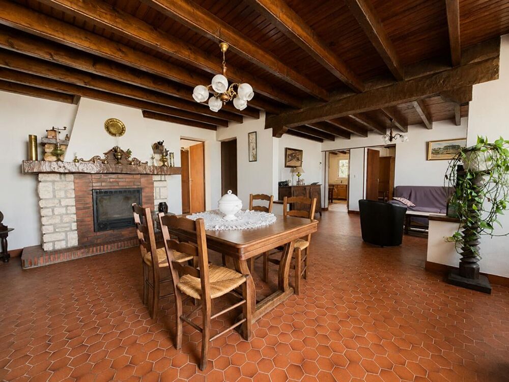 Maison 127 m2 - Dépendances - Garage - Terrain 3514m²