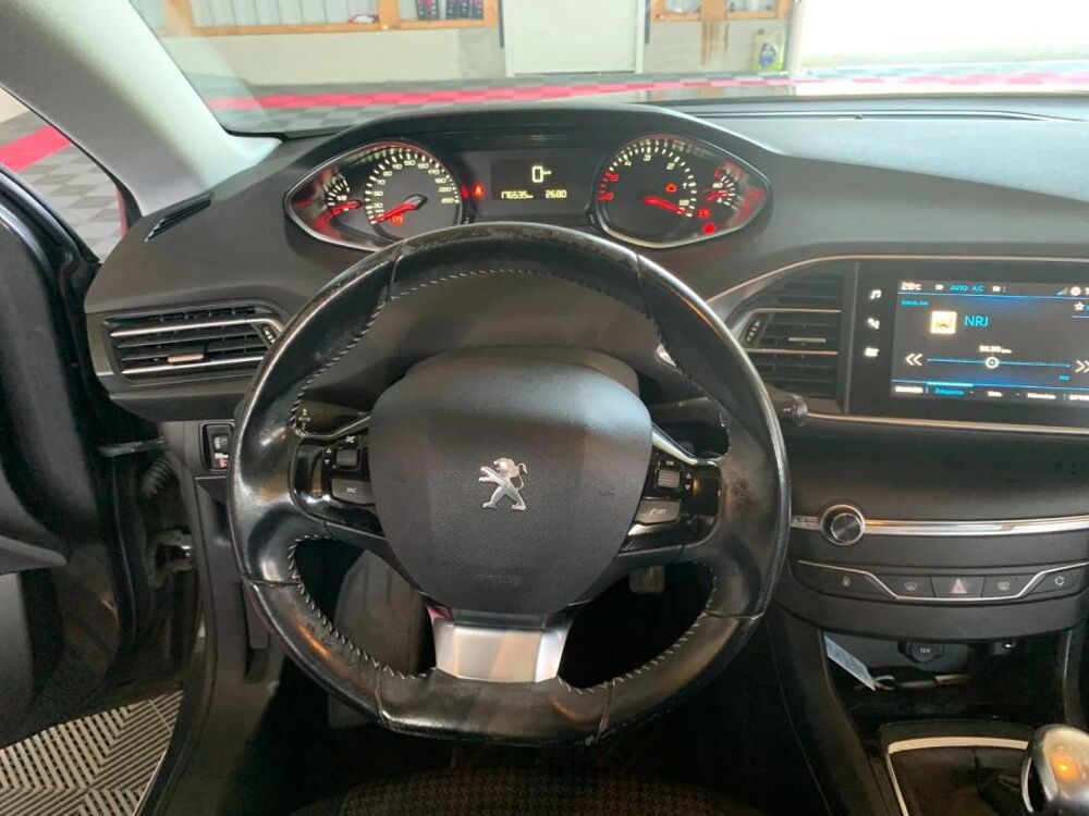 308 BlueHDi 130ch S&S BVM6 Style 2018 occasion 56120 Les Forges De Lanouee