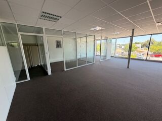   bureaux à vendre CHAPONOST (69) magnifique plateau de 160m2 dans l'immeuble LW1, face à la gare de Chaponost Chaponost