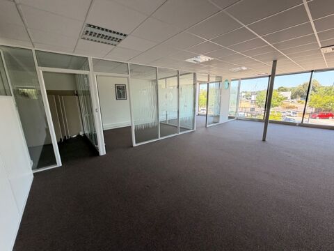   bureaux à vendre CHAPONOST (69) magnifique plateau de 160m2 dans l'immeuble LW1, face à la gare de Chaponost 