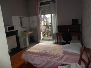  Appartement à louer 1 pièce 10 m²