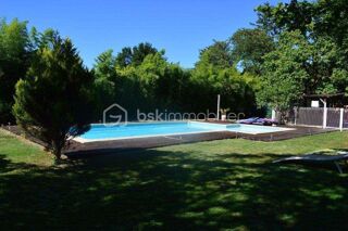  Propri�t�/ch�teau � vendre 10 pi�ces 450 m�