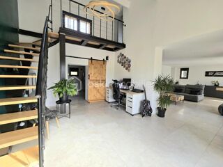  Proprit/chteau  vendre 6 pices 140 m