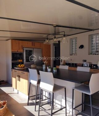  Propriété/château à vendre 6 pièces 170 m²