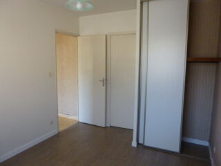  Appartement à louer 1 pièce 32 m²