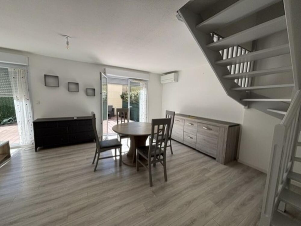 LOCATION : Maison T4 meublée en résidence sécurisée avec piscine