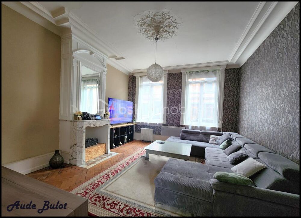 Maison de ville 10 pièces  332 m² utiles