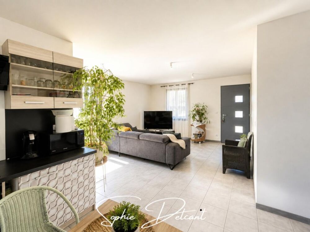 Vente Maison Maison à vendre 4 pièces NEUVY LE ROI (37) 22 minutes de Tours Nord Neuvy le roi
