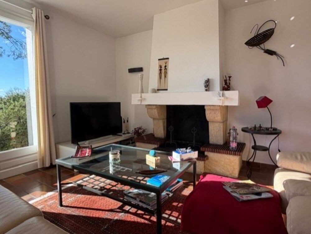AIGNAN(32) : ELEGANTE MAISON des années 80, SANS TRAVAUX, 150m2 habitables, bien située à AIGNAN, sur 2.000m2, les commerces A P