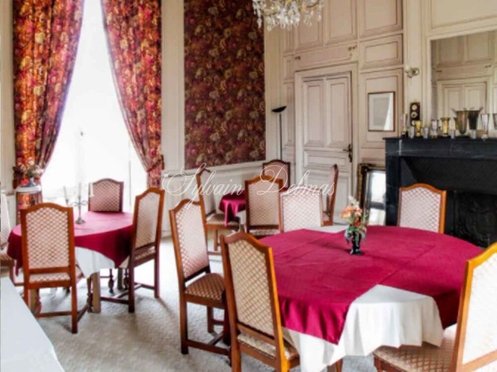 Vente Propriété/Château Propriete à vendre 45 pièces proche de ANGERS (49) Angers
