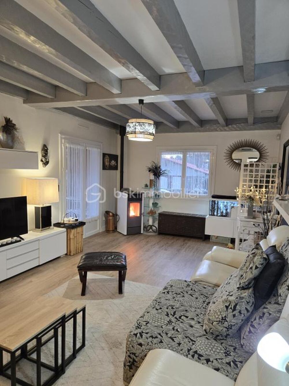 Maison rénovée 3 chambres + T2 indépendant située à Castets 40260
