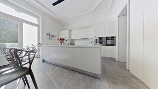  Villa  vendre 15 + pices 500 m