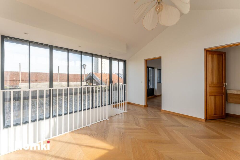 � vendre  Loft Bordeaux (33300)