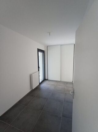  Appartement à louer 3 pièces 55 m²