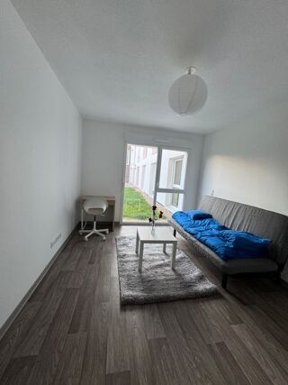  Appartement à louer 1 pièce 19 m²