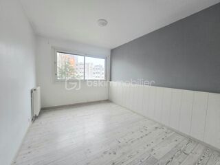  Appartement � vendre 4 pi�ces 97 m�