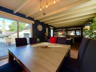  Maison  vendre 10 pices 260 m