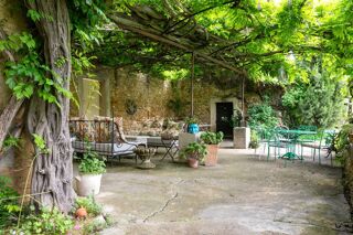  Maison � vendre 8 pi�ces 345 m�