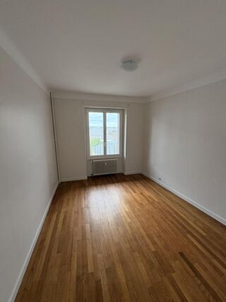  Appartement � louer 4 pi�ces 80 m�