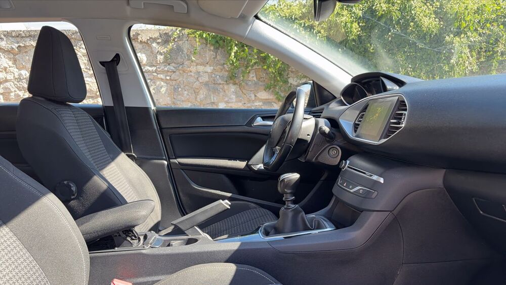 308 SW II 1.5 BlueHDi 100 Allure 2019 occasion 45120 Chalette Sur Loing