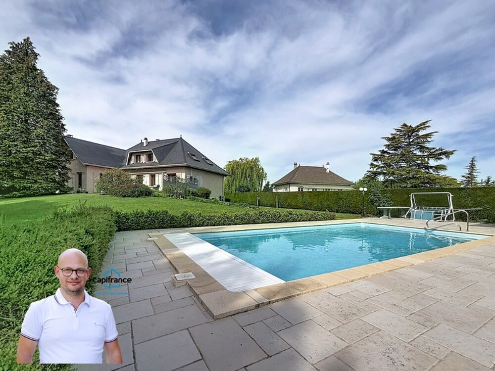 Vente Maison Maison à vendre 9 pièces LES ABRETS EN DAUPHINE sur un parc arboré de plus 2500m2 avec piscine Fitilieu