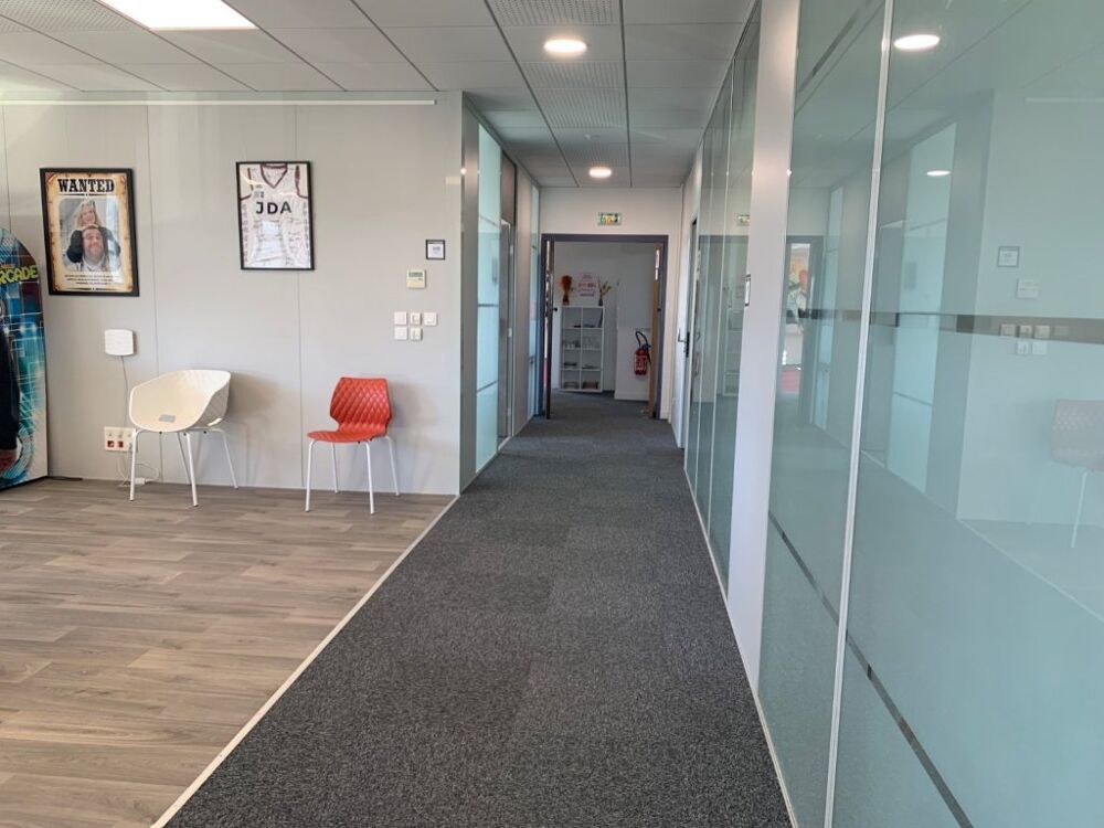   A VENDRE - BUREAUX 
