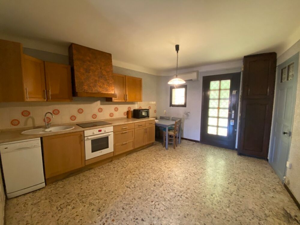 Vente Maison Dpt Pyrénées Orientales (66), à vendre proche ESTAGEL maison 2 appartements avec terrasses à rafraichir Estagel