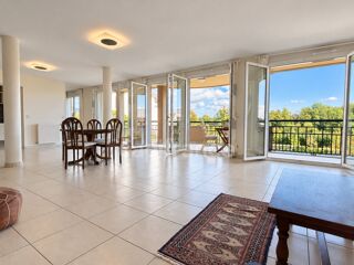  Appartement à vendre 5 pièces 180 m²