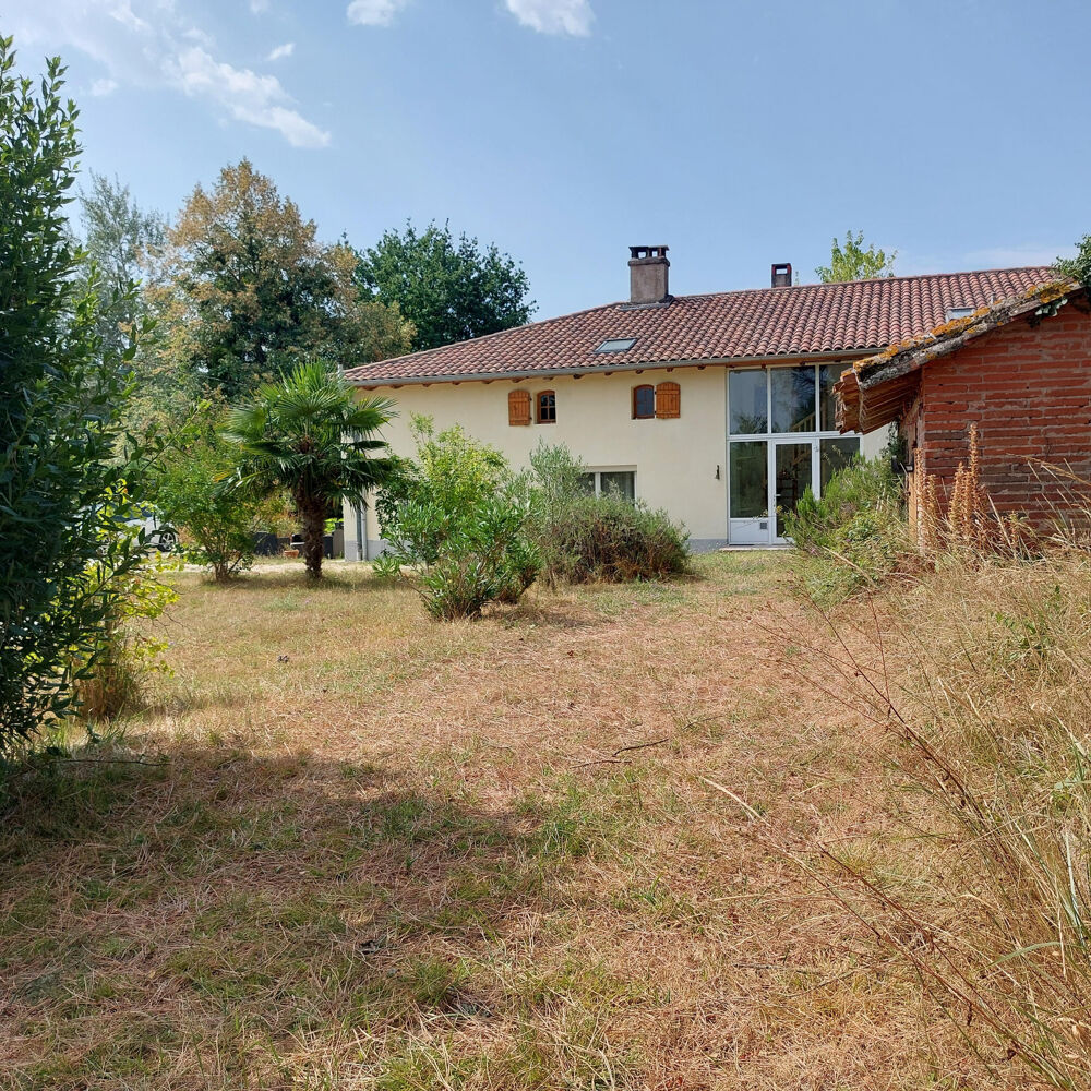 Vente Maison Maison à vendre 7 pièces MONTAUBAN (82) avec hangar de 150m², 6861m² de terrain avec une partie boisée Montauban