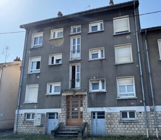  Immeuble à vendre 15 + pièces 260 m²