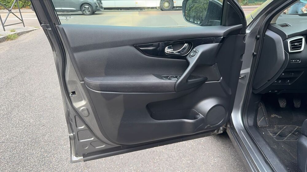 Qashqai II 1.2 DIG-T 115 2WD N-Connecta 2015 occasion 69005 Lyon